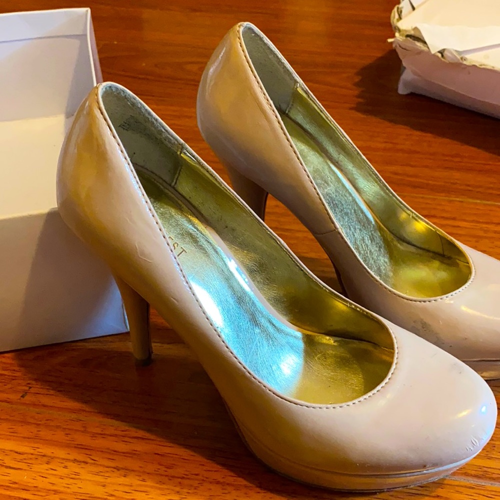 Nude pumps. Very versatile and comfortable!